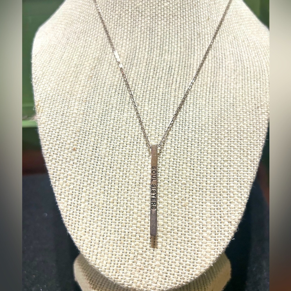 Mantraband SOUL SISTERS
Necklace Stainless 925 Sterling Silver